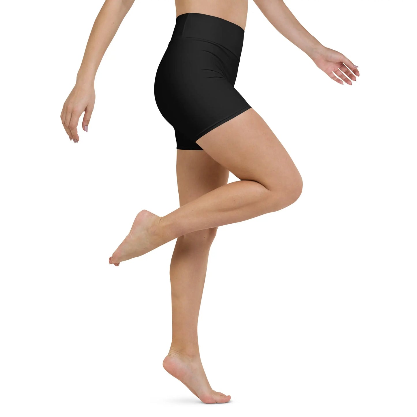 HWA YOGA SHORTS - BLACK